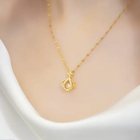18K Gold Plated Lustre of Love Pendant