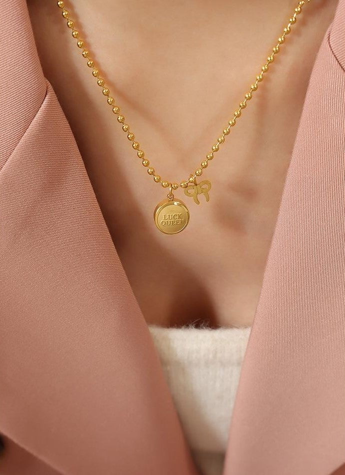 Luck Queen Necklace (24K Gold Plated)