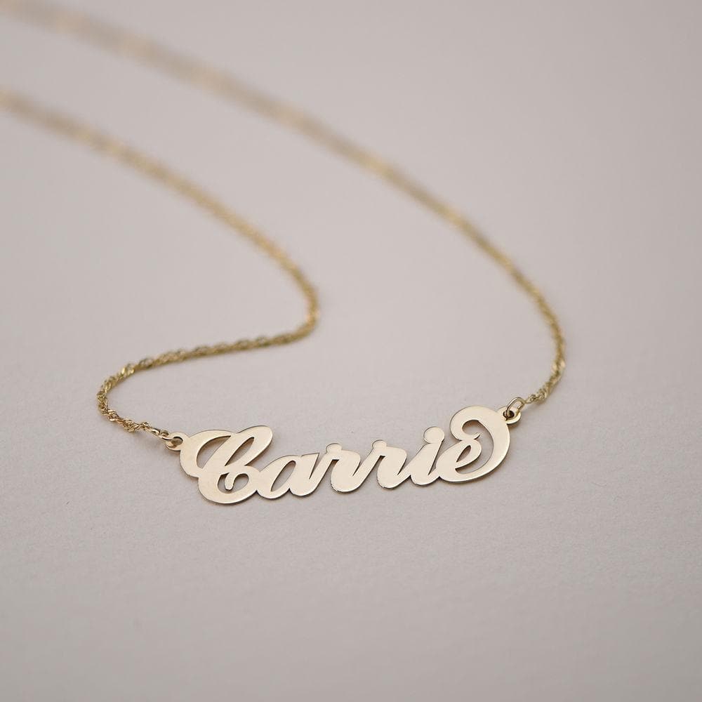 Personalized 18k Gold Carrie Name Necklace
